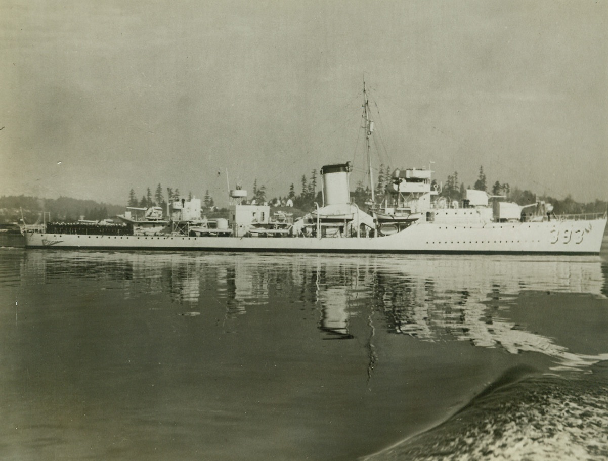 Sunk in Solomons Area, 9/24/1942. Washington – The sinking of the 1,500 ton destroyer Jarvis (above) and the small auxiliary transport Little in the Solomons islands was announced by the Navy.  There is an estimated manpower loss of 272.  Intensive search by aircraft and ships disclosed no sign of the Jarvis which was on its way to a Southern repair base after being damaged by aircraft off Guadalcanal.  Credit line (ACME);