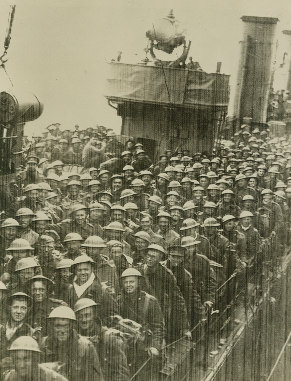 Tommies Back In England, 5/31/1940  England – Soldiers of the British Expeditionary Force arriving at a port in Southeast England on board a Destroyer, after fleeing the Flanders “Hell on Earth.” An estimated half of the B.E.F., together with French and Belgian comrades, have reportedly returned to England. Photo cabled from London to New York May 31. Credit: ACME Cablephoto;