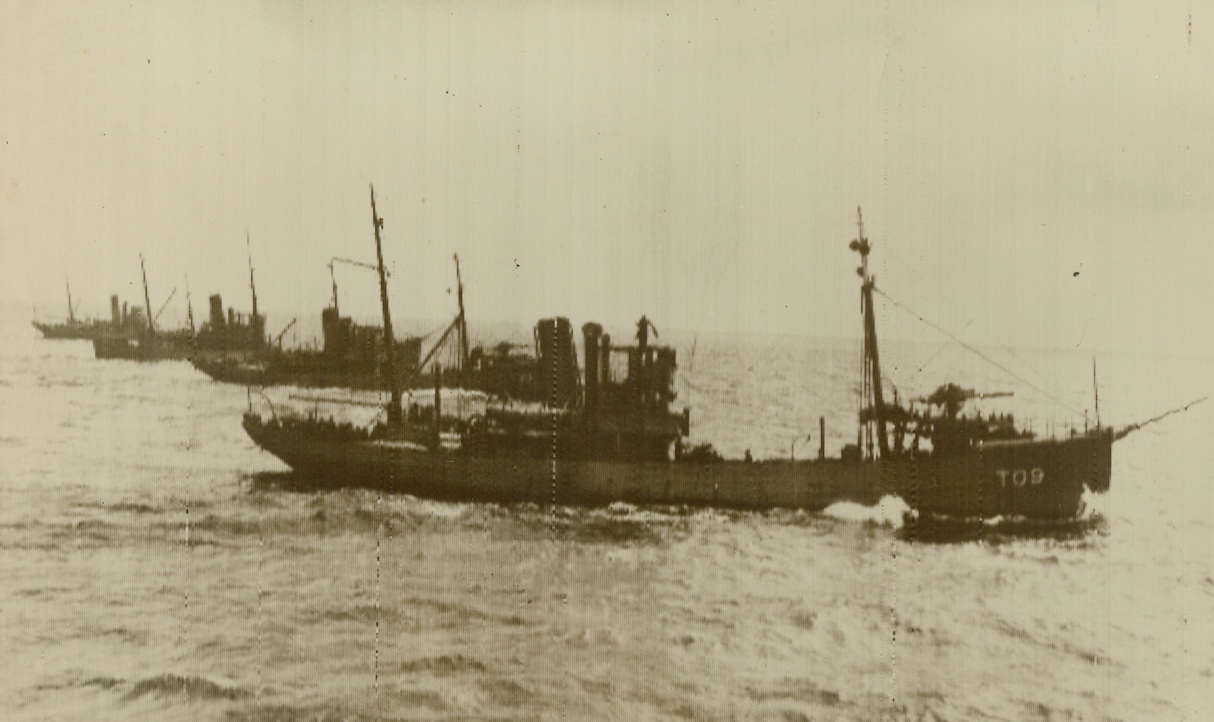 British Minesweepers in Cleanup Job, 10/25/1939.London – Here is first picture permitted of British minesweepers at work somewhere in British waters. Credit: ACME Radiophoto;